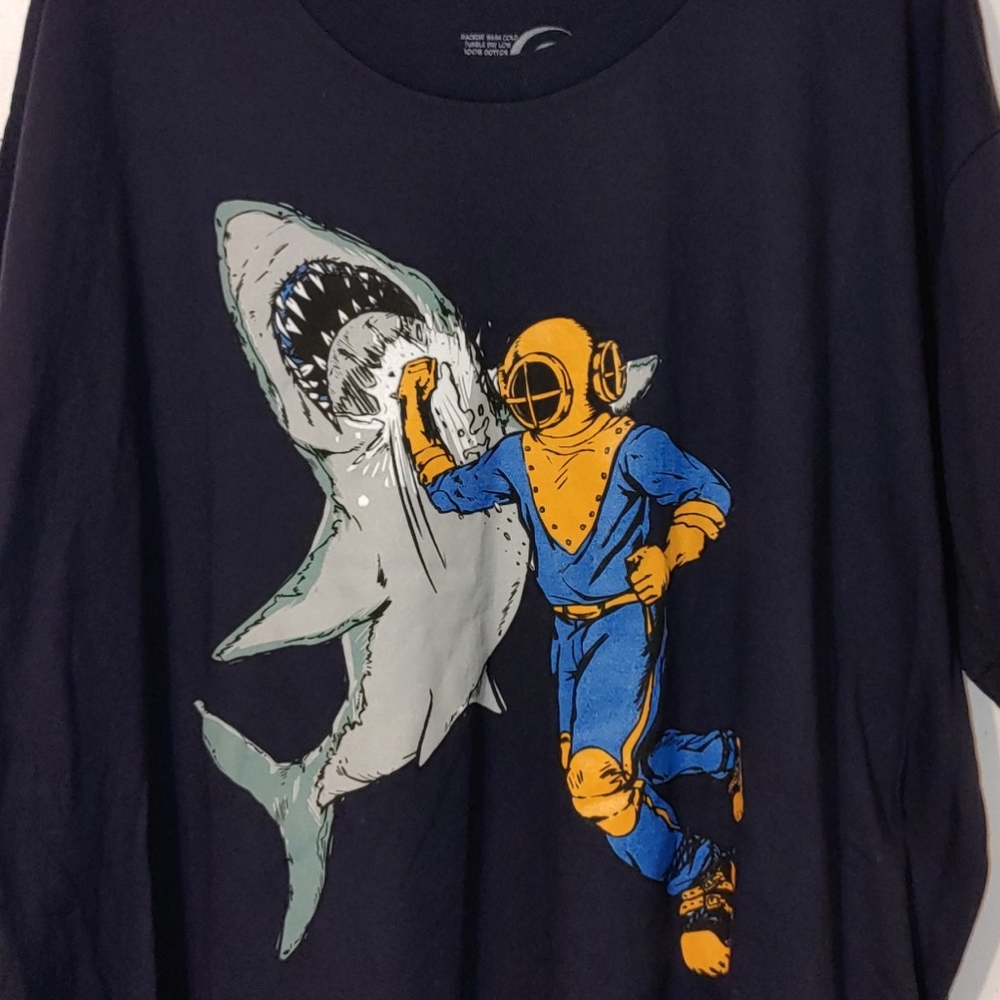 Action t-shirt